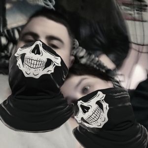 Meet your Posher, Lee